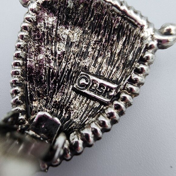 Vintage BSK Clip Earrings Collegecore Prepschool 80s Knight Shield Crest Silver - Picture 2 of 4